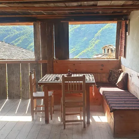 Maison d'hôtes кюпова къща Kovačevica