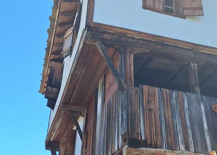 кюпова къща 게스트하우스 *